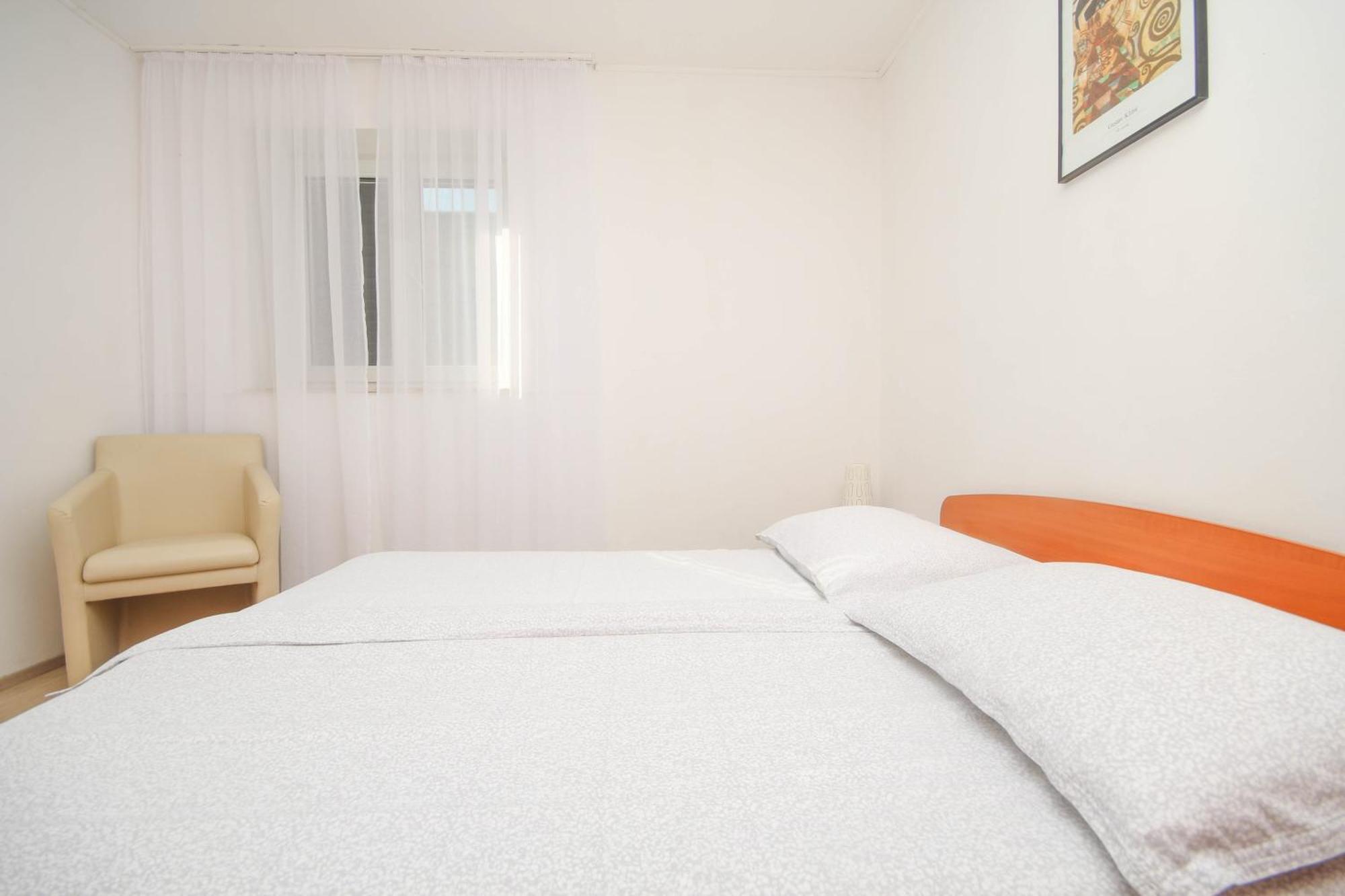 Family Petrov Apartments Vodice Quarto foto
